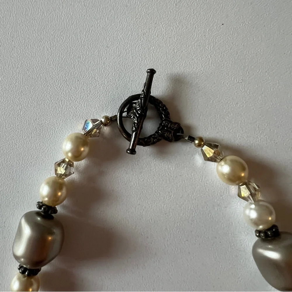Pearl Chain With A Powerful Pendant Necklace J28 - Picture 4 of 4